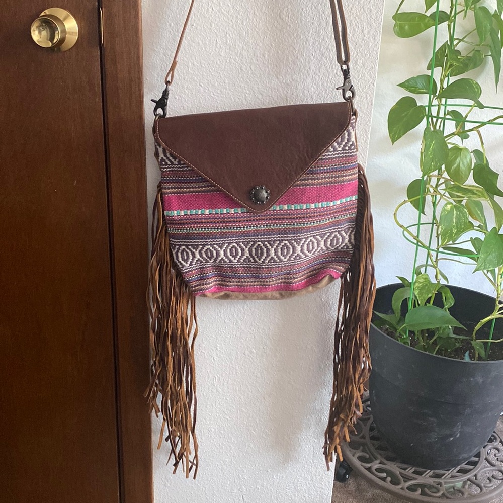 Crossbody bag